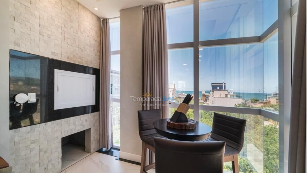 Apartment for vacation rental in Bombinhas (Mariscal)