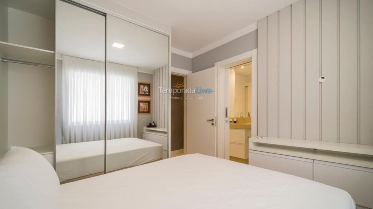 Apartment for vacation rental in Bombinhas (Mariscal)