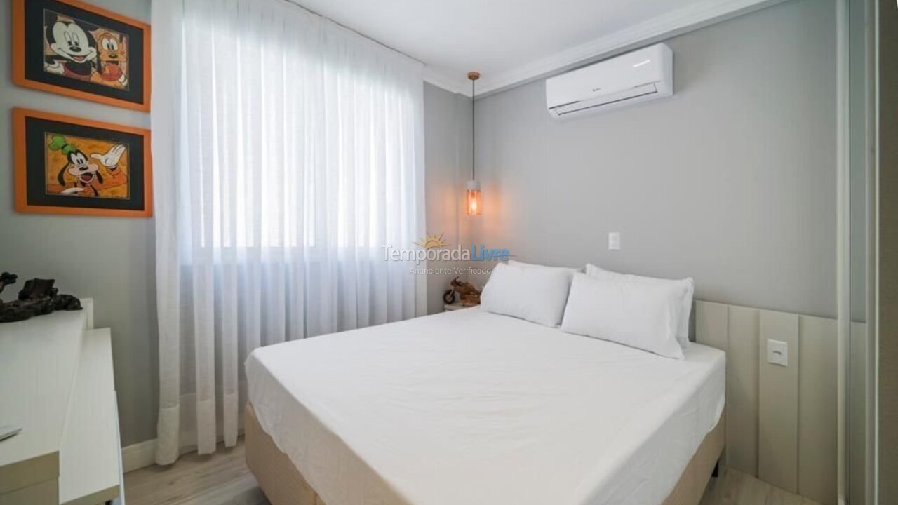 Apartment for vacation rental in Bombinhas (Mariscal)