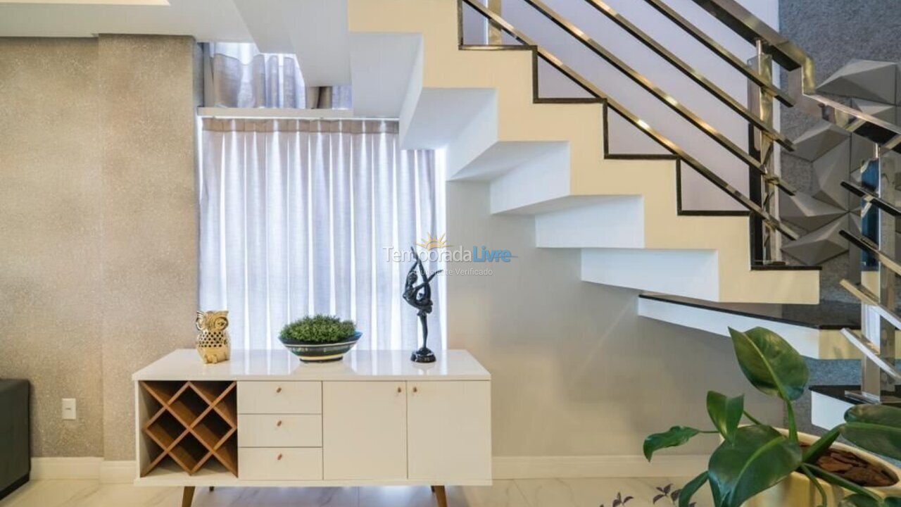 Apartment for vacation rental in Bombinhas (Mariscal)