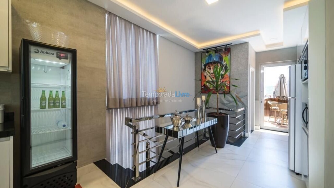 Apartment for vacation rental in Bombinhas (Mariscal)