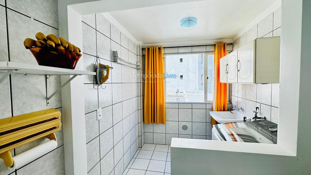 Apartamento para aluguel de temporada em Bombinhas (Praia de Bombas)