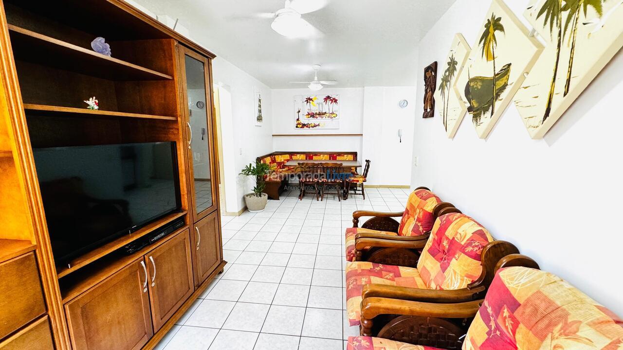 Apartamento para aluguel de temporada em Bombinhas (Praia de Bombas)