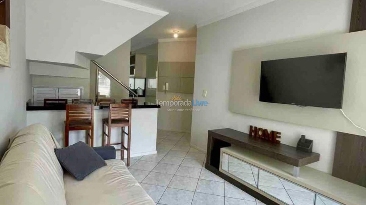 Apartment for vacation rental in Bombinhas (Praia de Bombas)