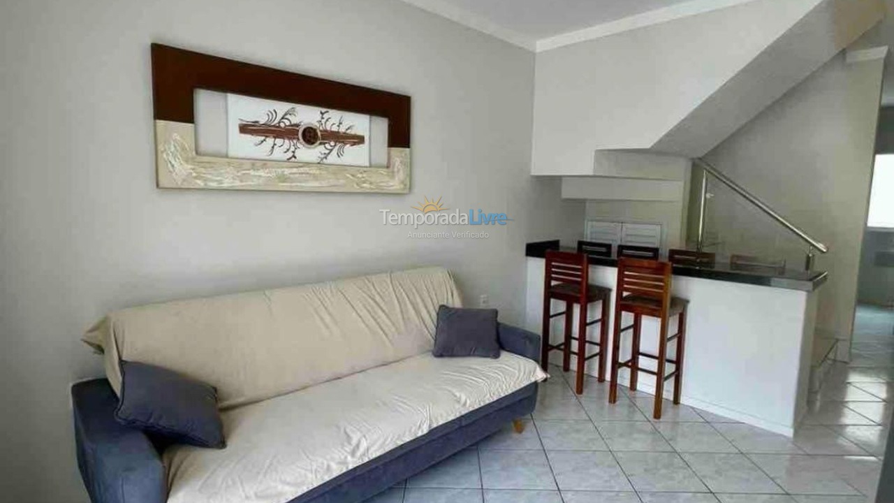 Apartment for vacation rental in Bombinhas (Praia de Bombas)