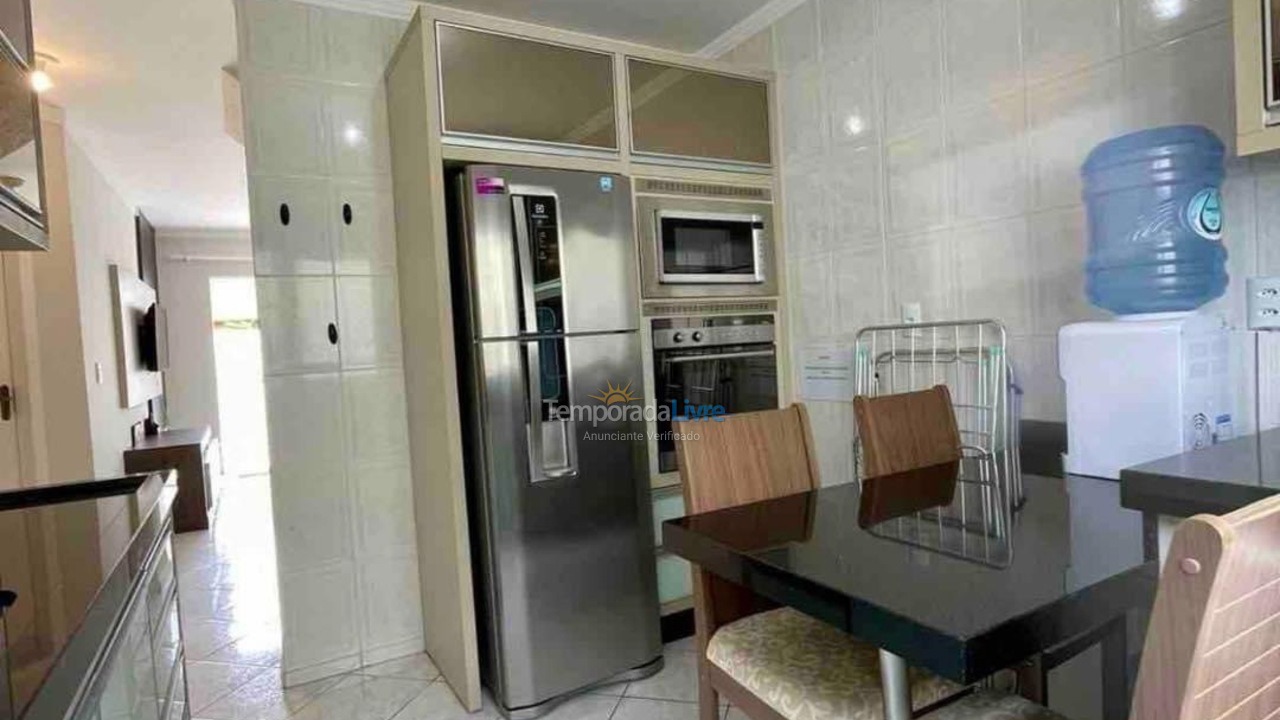 Apartment for vacation rental in Bombinhas (Praia de Bombas)