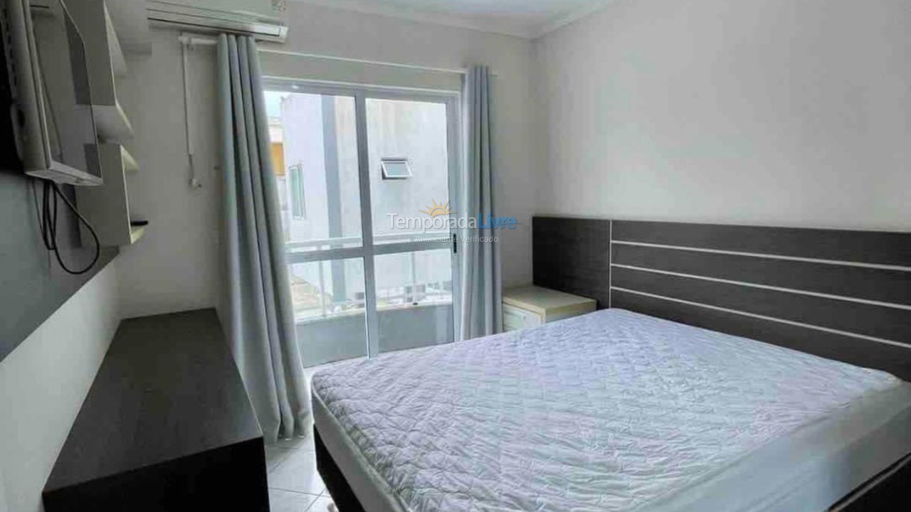 Apartment for vacation rental in Bombinhas (Praia de Bombas)