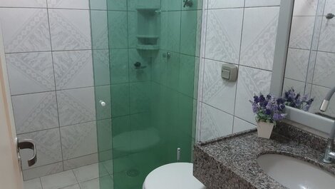 CASA CON PISCINA PARA 12 PERSONAS EN BOMBAS
