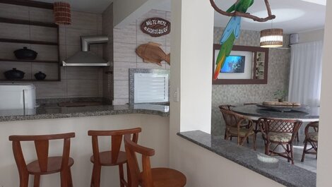 CASA CON PISCINA PARA 12 PERSONAS EN BOMBAS