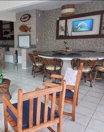 CASA CON PISCINA PARA 12 PERSONAS EN BOMBAS