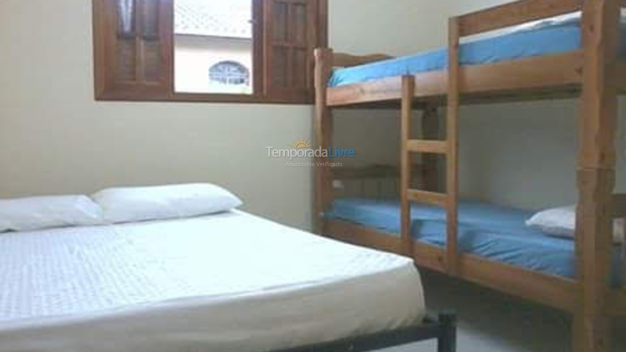 Casa para aluguel de temporada em Ubatuba (Lagoinha)