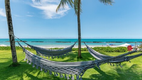 Paraíso à Beira-Mar em Carneiros: Complexo de 2 Casas