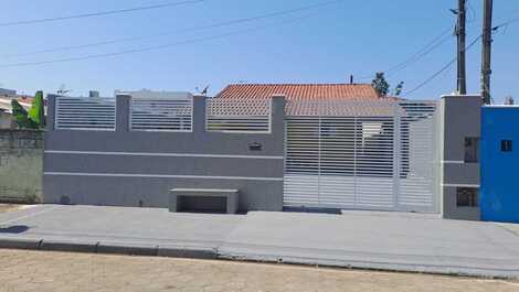 Alquilo casa por temporada