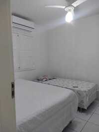 Excelente casa com 05 Q com ar condicionado.