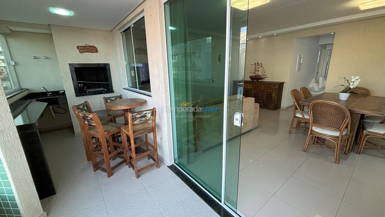 Apartamento para aluguel de temporada em Bombinhas (Praia de Bombas)