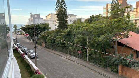 APTO 3 QUARTOS A POUCOS METROS DO MAR EM BOMBAS