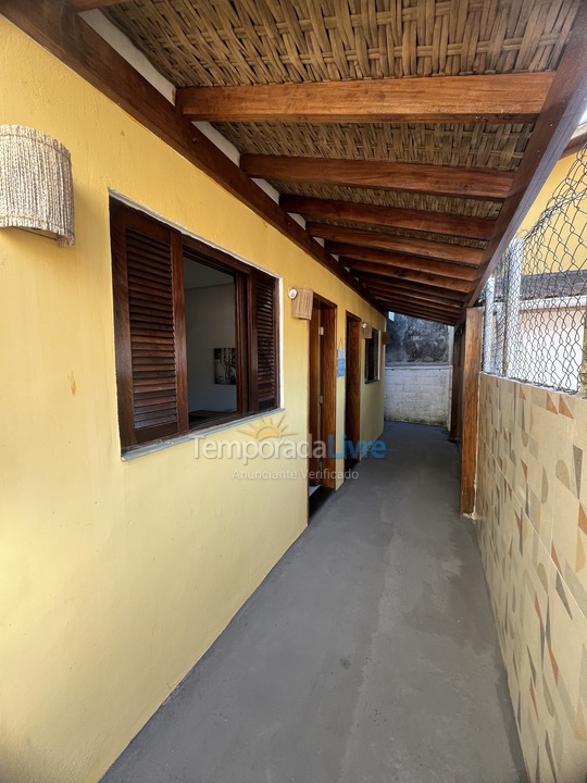 Casa para aluguel de temporada em Ubatuba (Praia das Toninhas)