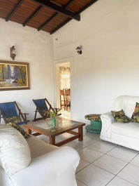 House with pool for 15 to 20 people - WIFI - 300 m from Sapê beach - Ubatuba