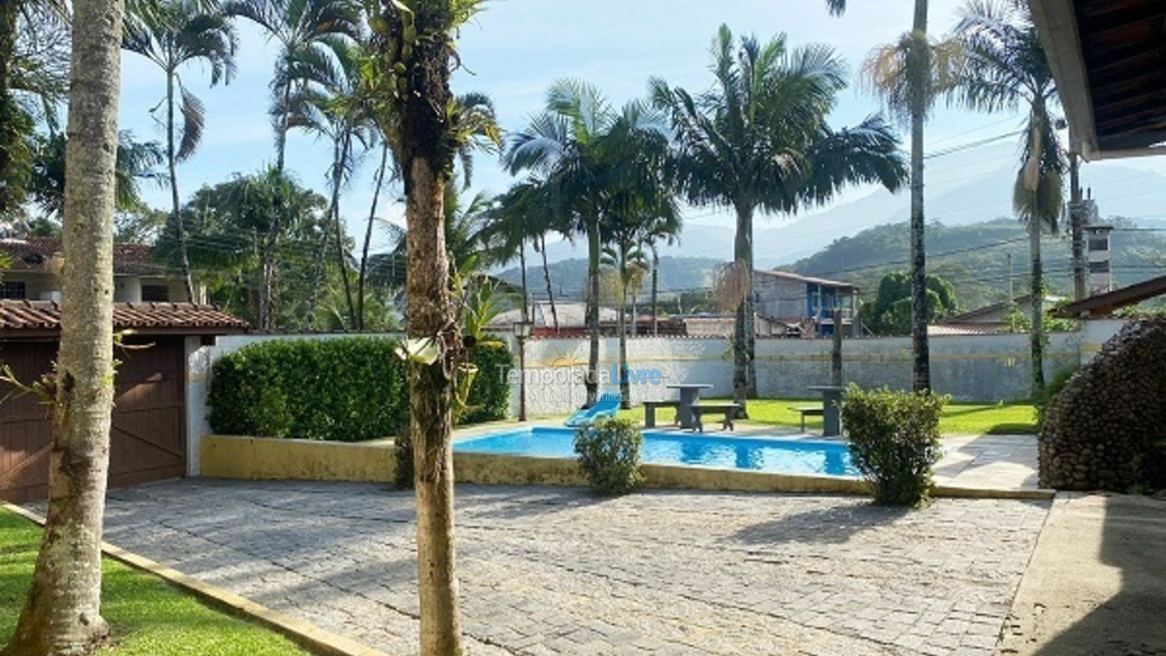 House for vacation rental in Ubatuba (Praia do Sape)
