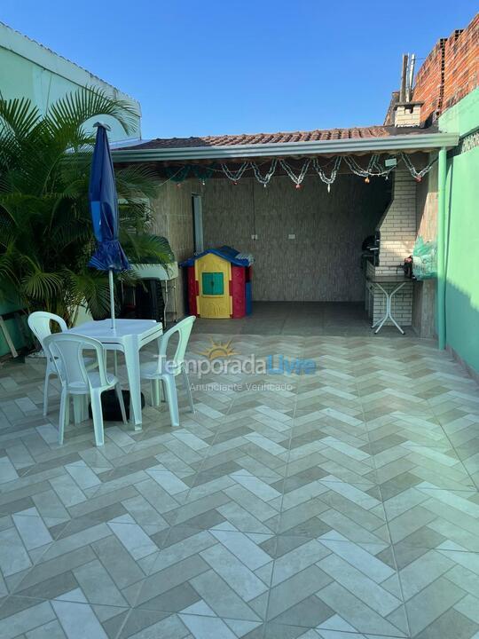Casa para alquiler de vacaciones em Praia Grande (Vila Mar)