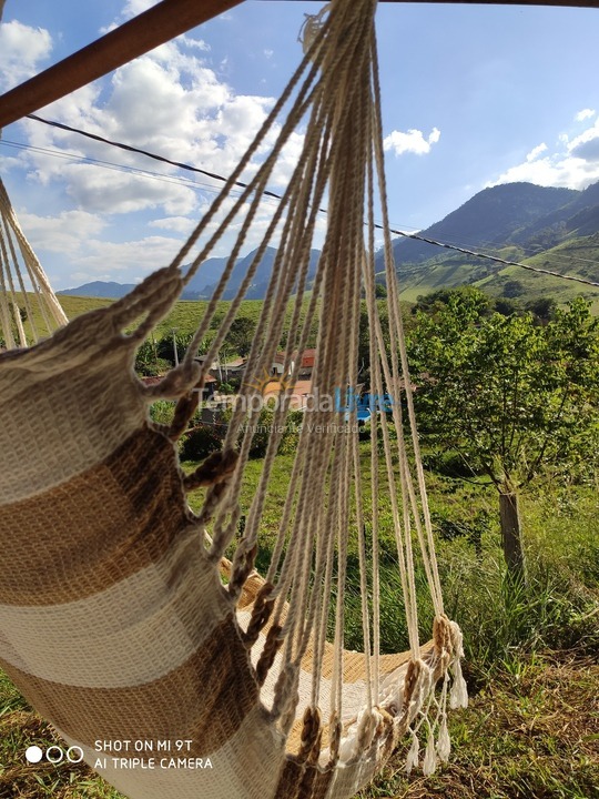 Casa para aluguel de temporada em São Bento do Sapucaí (Bairro do Pinheiro)