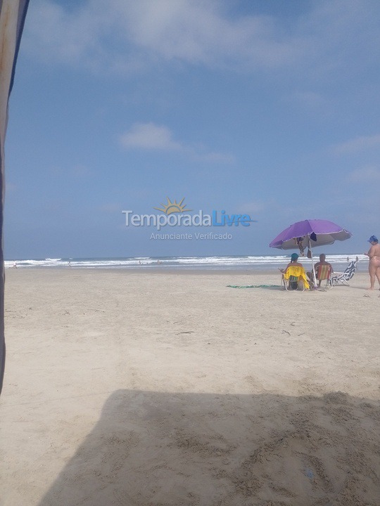 Casa para alquiler de vacaciones em Bertioga (Praia de Guaratuba)