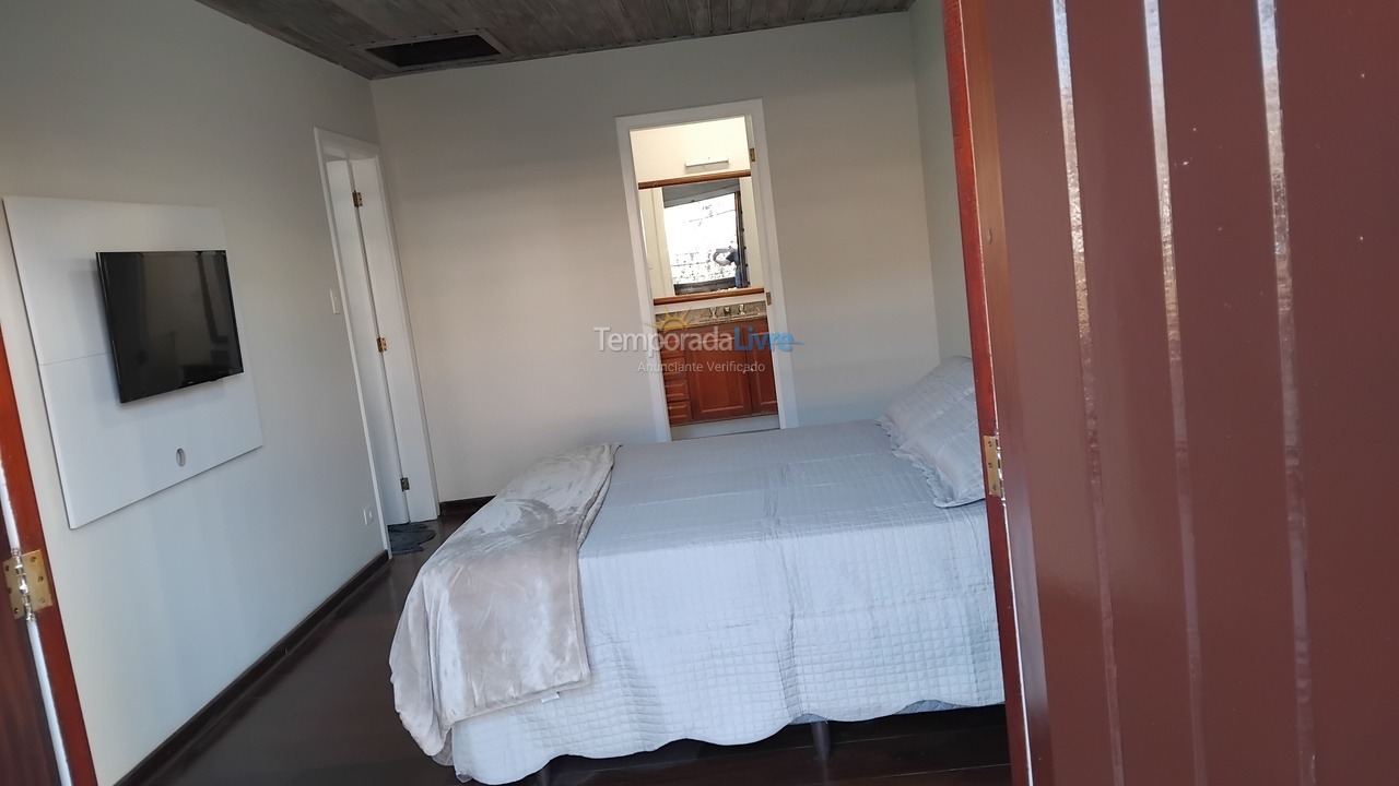 Apartment for vacation rental in Campos do Jordão (Jaguaribe)