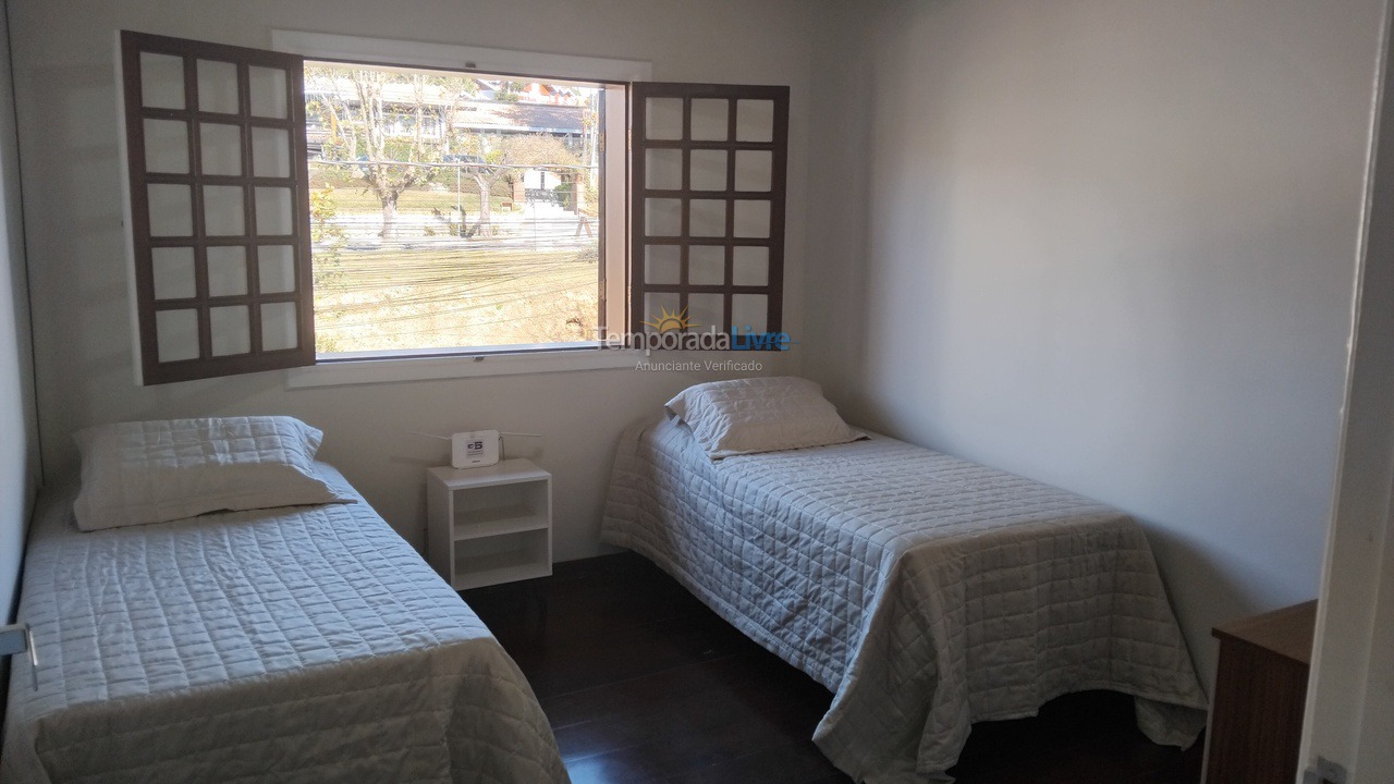 Apartment for vacation rental in Campos do Jordão (Jaguaribe)