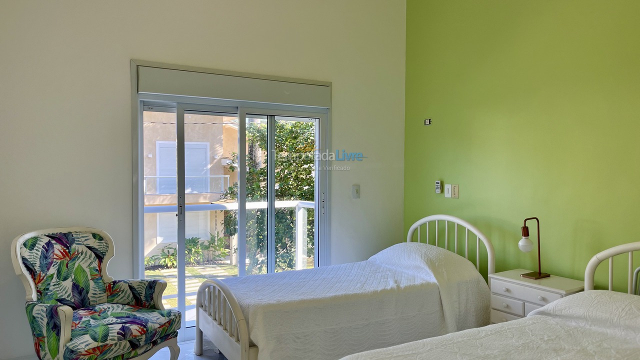 House for vacation rental in São Sebastião (Praia da Baleia)