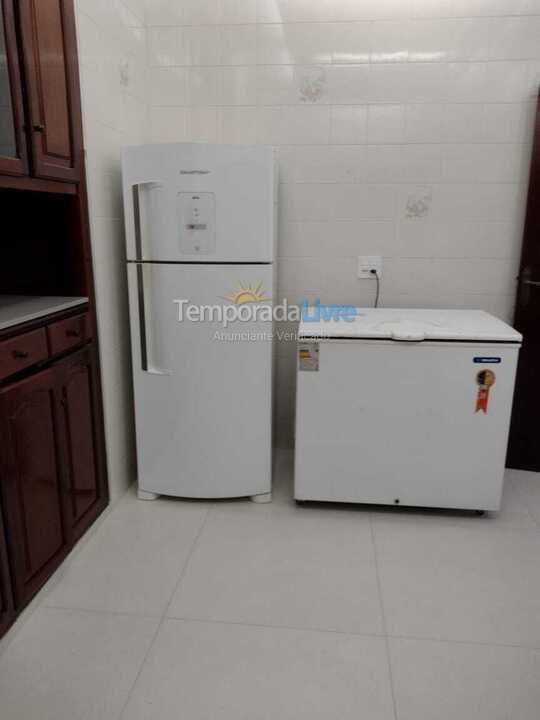 Casa para alquiler de vacaciones em Bertioga (Praia de Guaratuba)