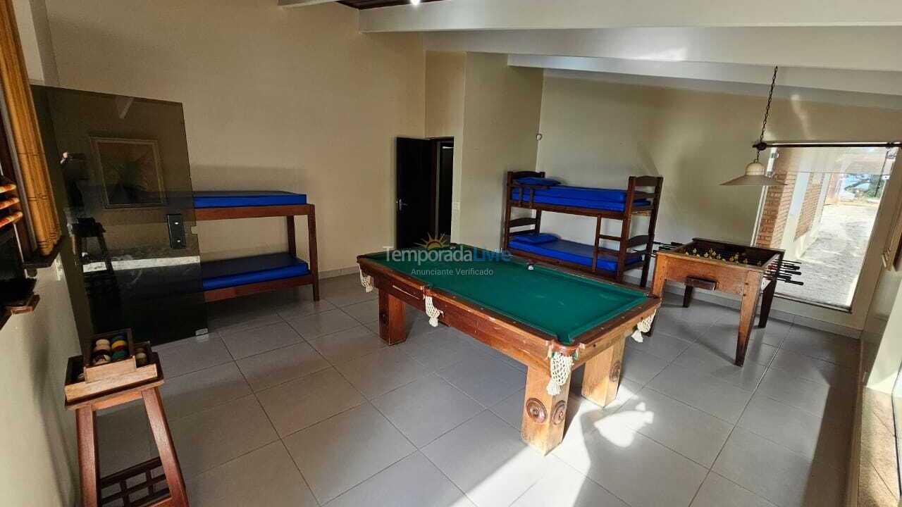 Casa para aluguel de temporada em Ubatuba (Praia do Sape)