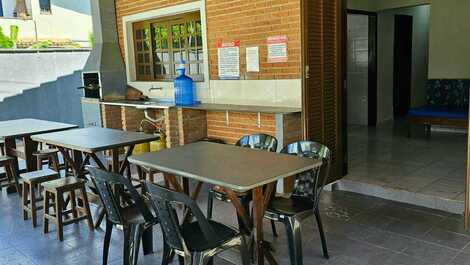 Casa Ipê localizado a 70m da praia (Não aceitamos animais) Ref. 60035