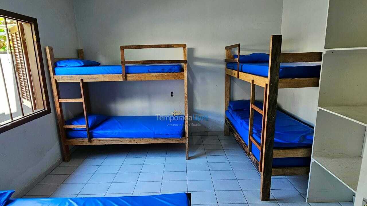 Casa para aluguel de temporada em Ubatuba (Maranduba)