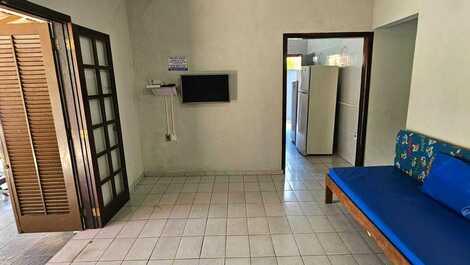 Casa Ipê localizado a 70m da praia (Não aceitamos animais) Ref. 60035