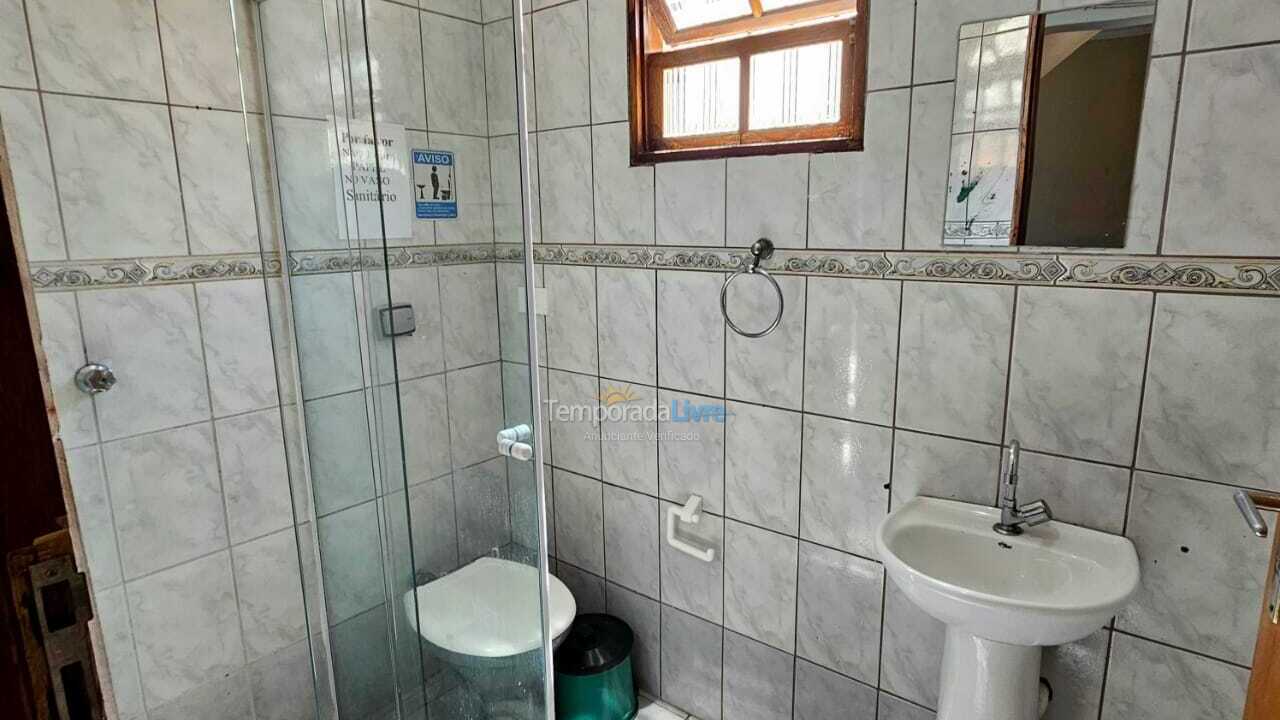 Casa para aluguel de temporada em Ubatuba (Maranduba)