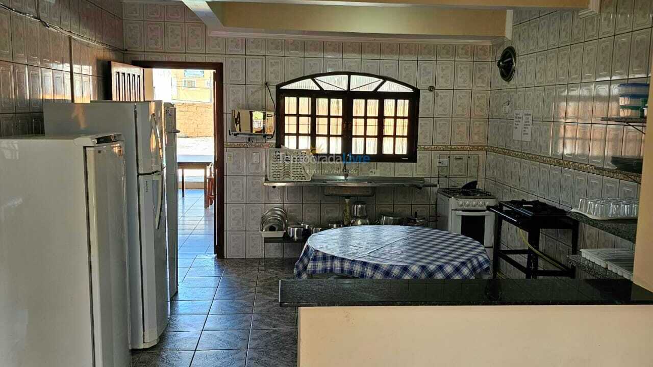 Casa para aluguel de temporada em Ubatuba (Maranduba)