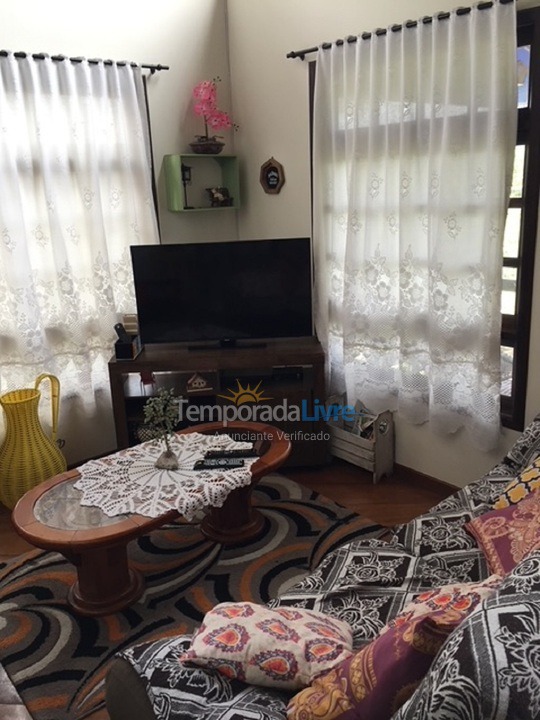 Casa para aluguel de temporada em Monte Verde (Villas de Monte Verde)