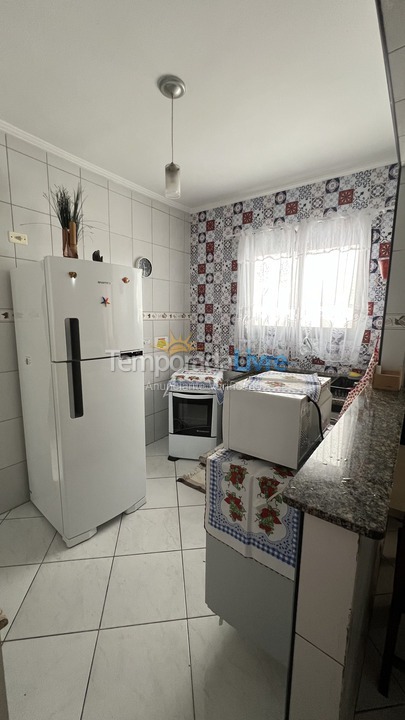 Apartamento para aluguel de temporada em Praia Grande (Guilhermina)