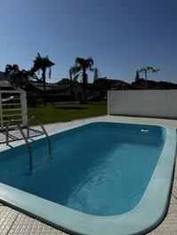 Beach house close to the sea with pool, air conditioning, TVs and WI FI