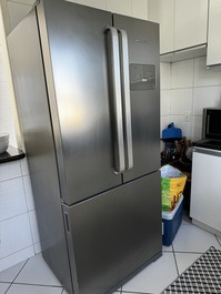 Casa de praia quadra do mar com piscina, ar condicionado, TVs e WI FI