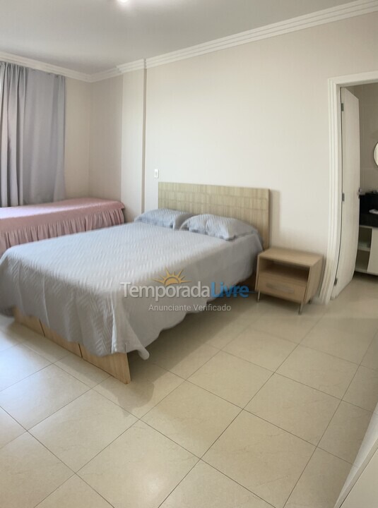 Apartamento para aluguel de temporada em Itapema (Meia Praia)