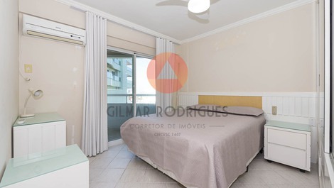 Apartment with 3 bedrooms - Mariscal Beach