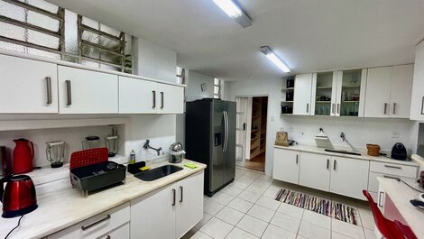 LB - RJ293 Casa Jardim Botânico 04 Quartos Aluguel de Temporada