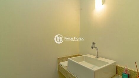 Disfrute del apartamento de 2 dormitorios en Thai Beach con impresionantes vistas