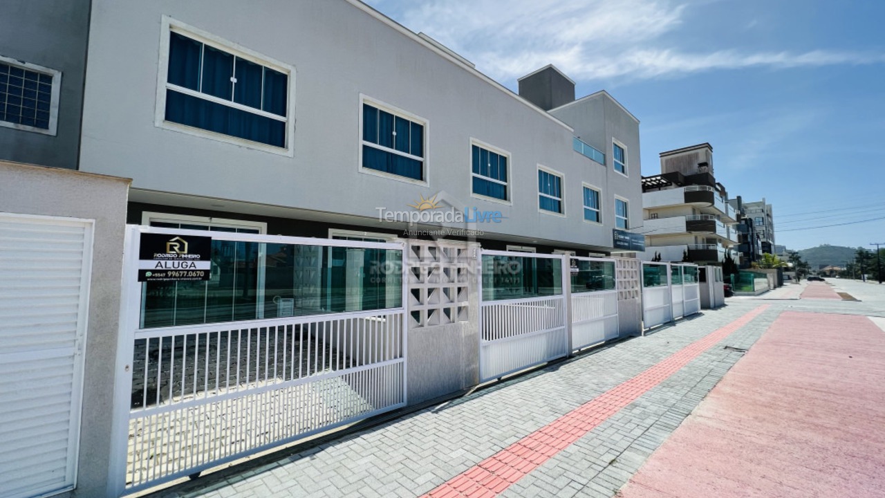 Apartment for vacation rental in Bombinhas (Mariscal)