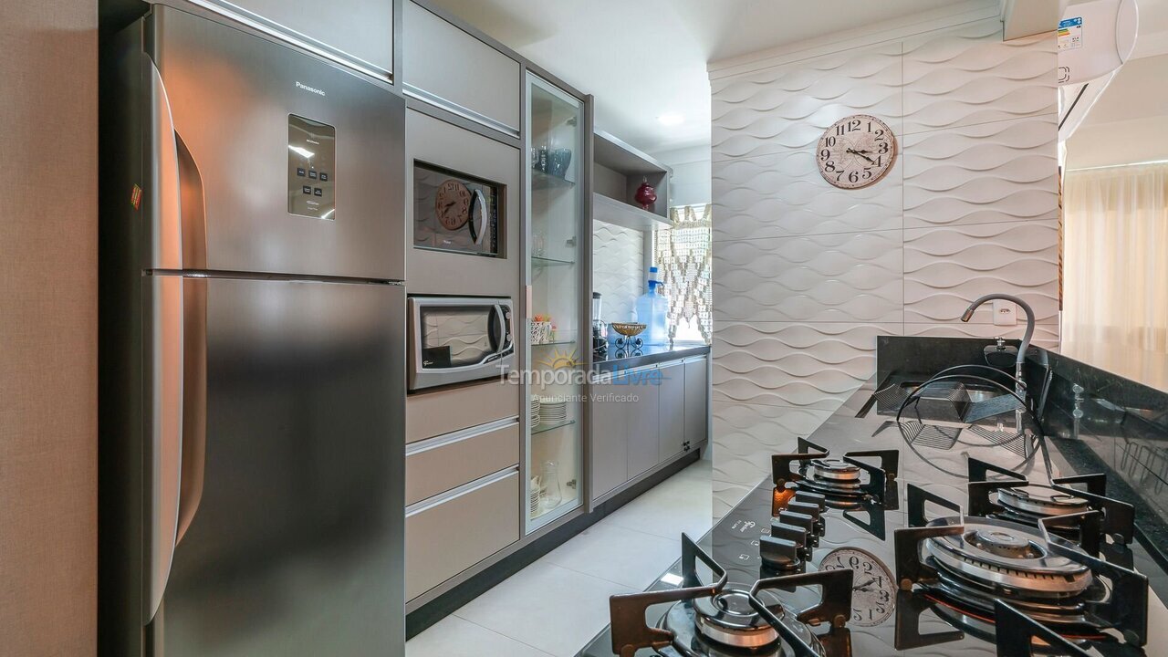 Granja para alquiler de vacaciones em Bombinhas (Praia de Bombas)