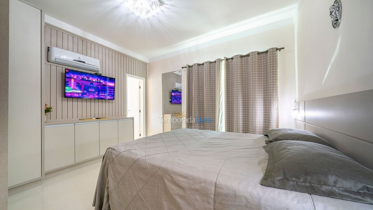 Granja para alquiler de vacaciones em Bombinhas (Praia de Bombas)