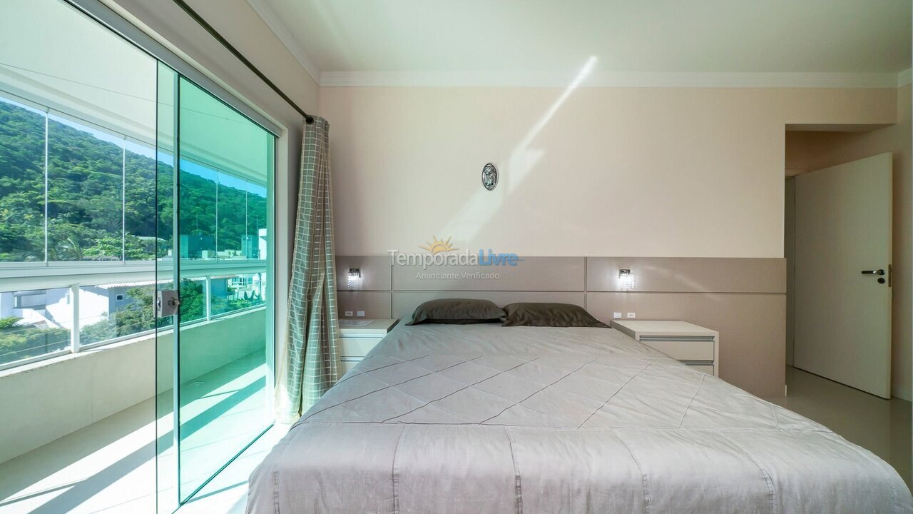 Granja para alquiler de vacaciones em Bombinhas (Praia de Bombas)