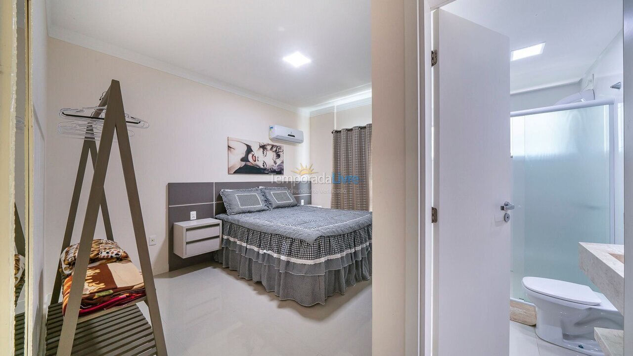 Granja para alquiler de vacaciones em Bombinhas (Praia de Bombas)