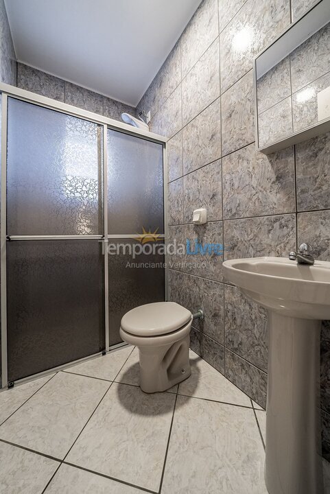 Apartamento para aluguel de temporada em Bombinhas (Canto Grande)